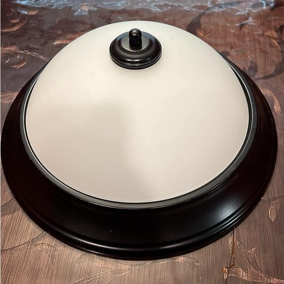 13” oil rubbed bronze flush mount ceiling light - Picture 1 of 1